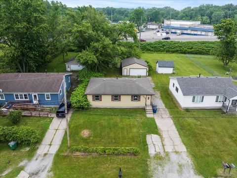 903 E 36th Place, Hobart, IN 46342 - #: 823694