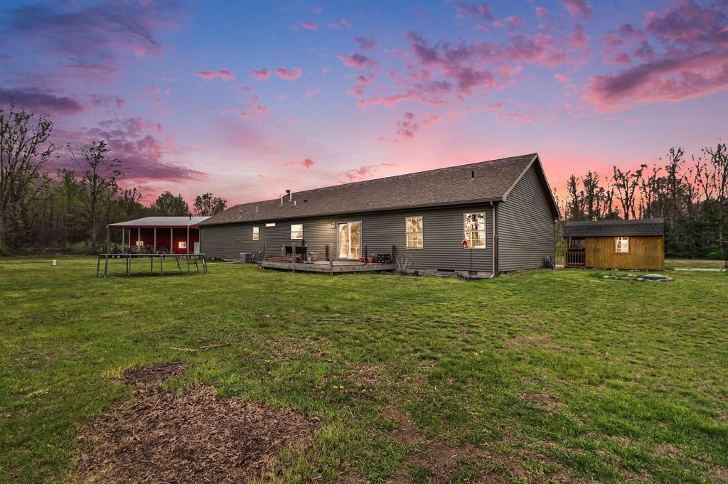 Photo of 7526 N 200 E, Wheatfield, IN 46392 (MLS # 837667)