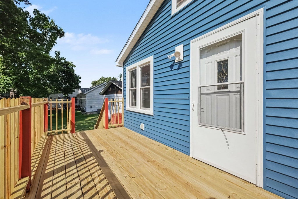 Photo of 1705 N Longshore Drive, Walkerton, IN 46574 (MLS # 844523)