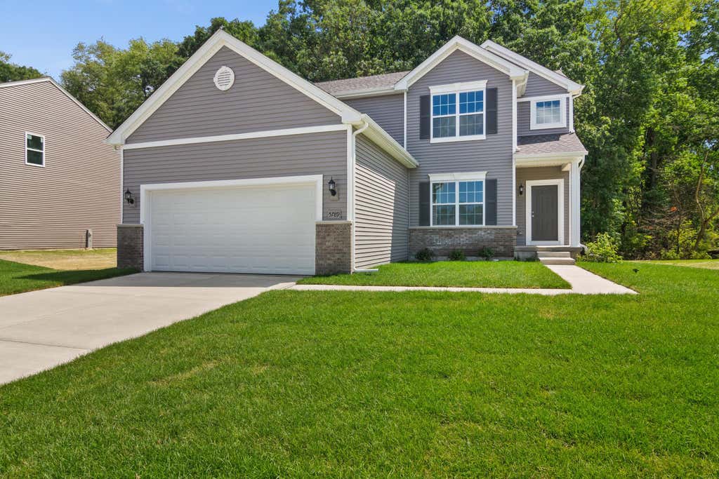 Photo of 18855 Sapphire Road, Lowell, IN 46356 (MLS # 843840)