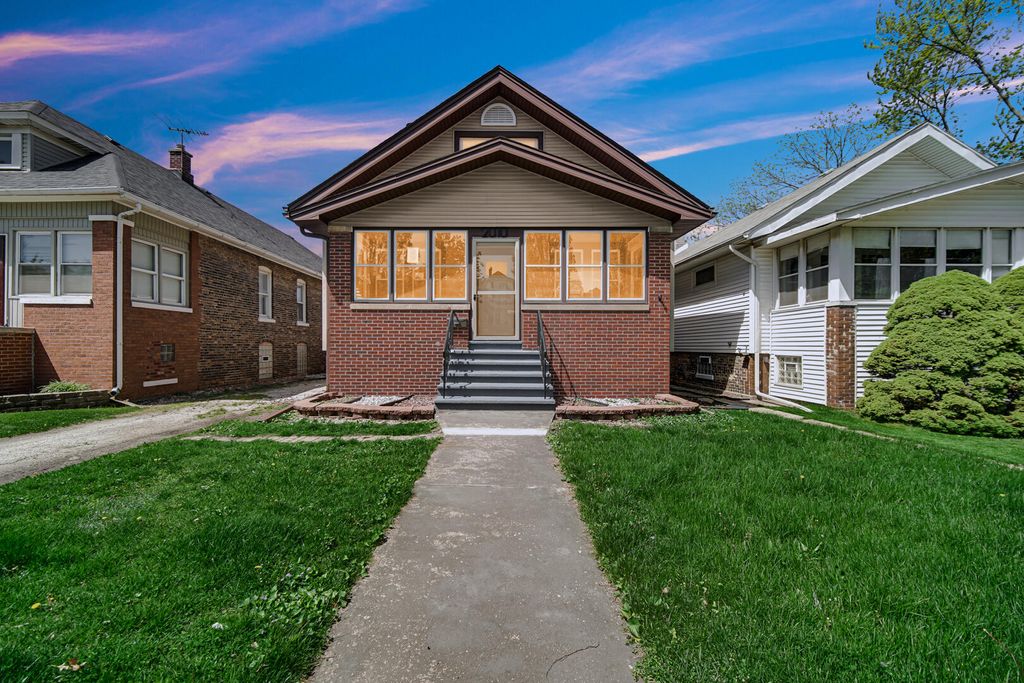 Photo of 2010 Lincoln Avenue, Whiting, IN 46394 (MLS # 838034)