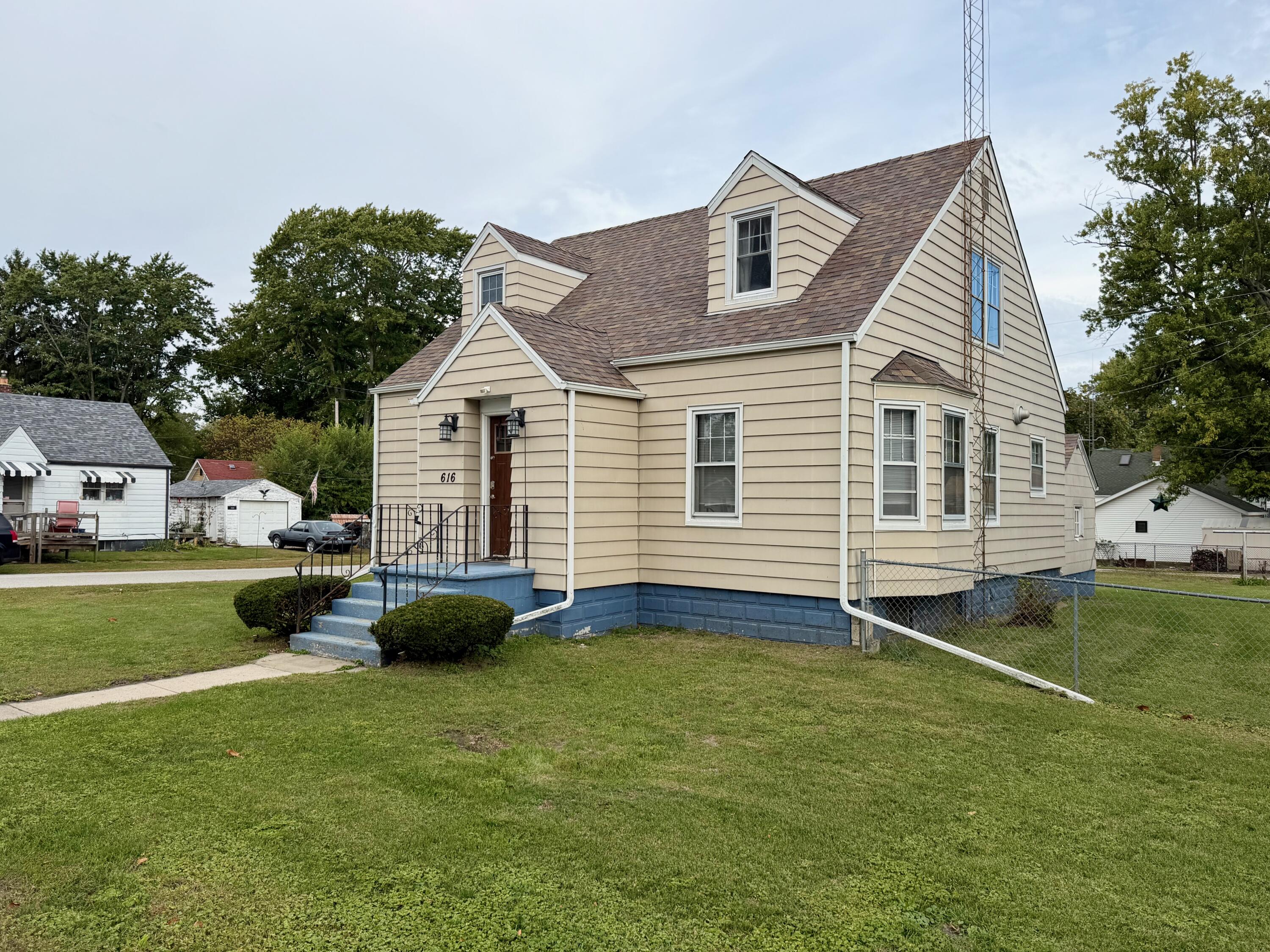 616 Laurel Street