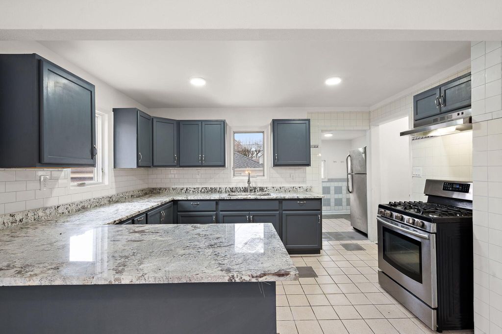 Photo of 139 N Dwiggins Street, Griffith, IN 46319 (MLS # 831261)