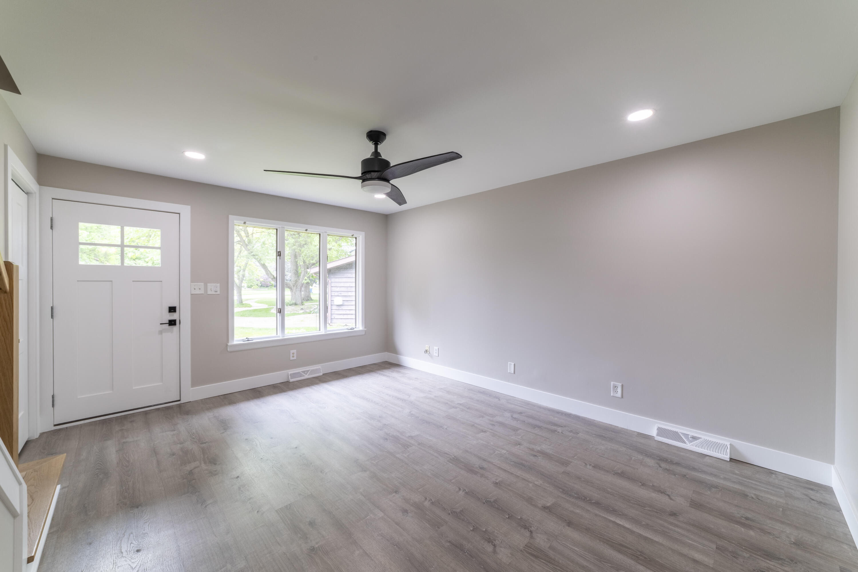 340 Golfview Drive