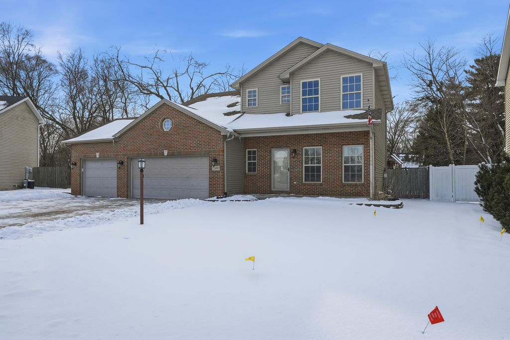 Photo of 12490 Rush Street, Crown Point, IN 46307 (MLS # 833527)