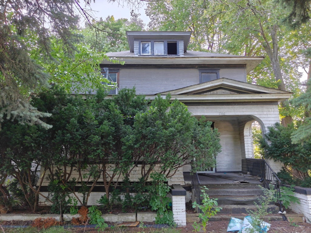 Photo of 708 Harrison Street, Gary, IN 46402 (MLS # 843425)