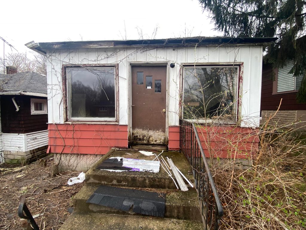 Photo of 4369 Monroe Street, Gary, IN 46408 (MLS # 836363)