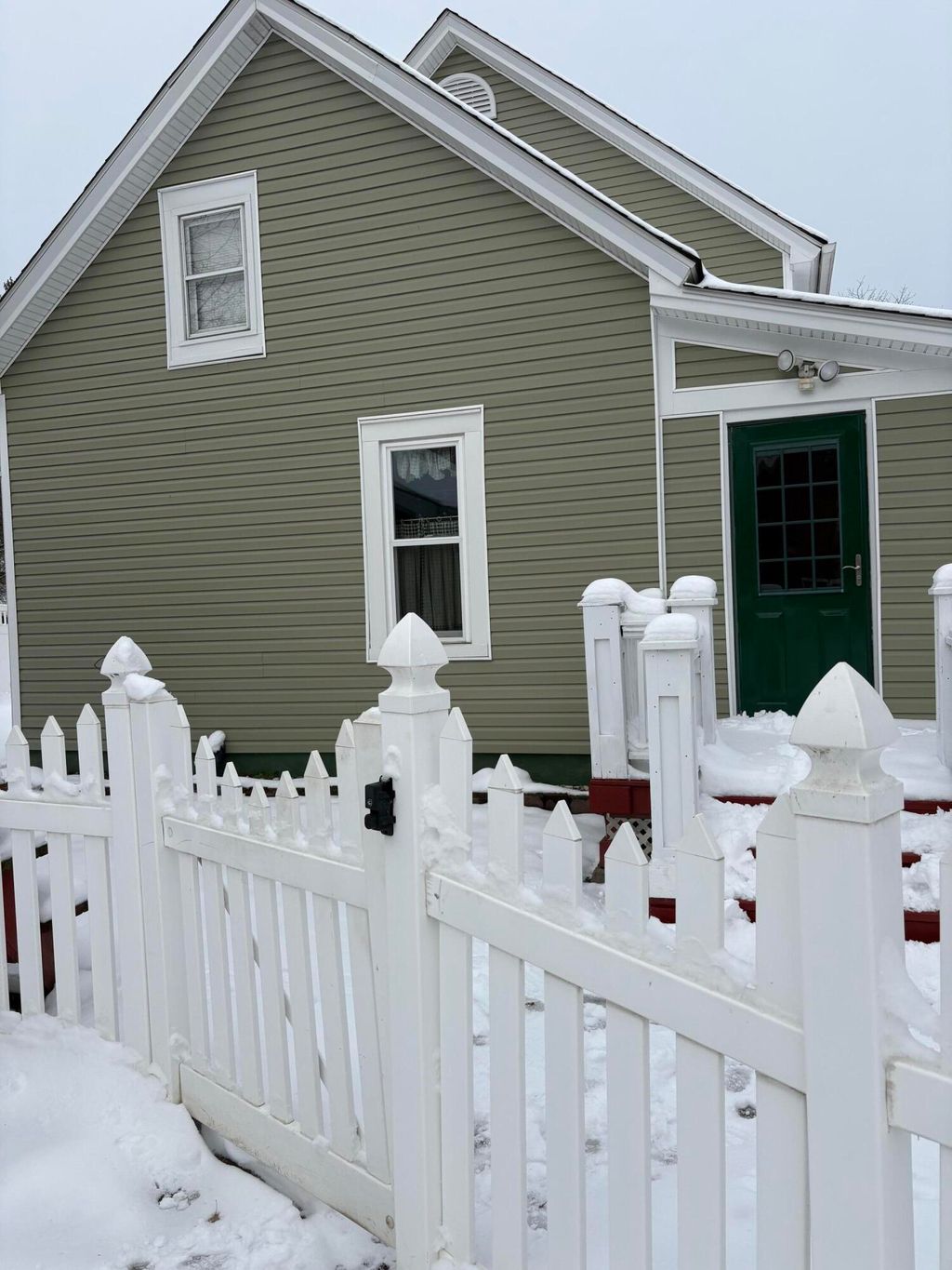 Photo of 225 Jefferson Avenue, Chesterton, IN 46304 (MLS # 831504)