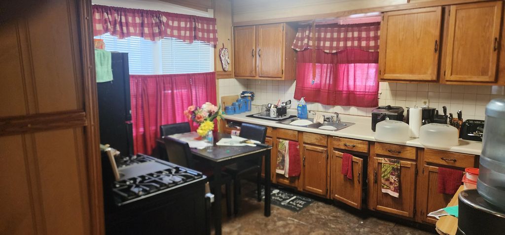 Photo of 928 Eaton Street, Hammond, IN 46320 (MLS # 831311)