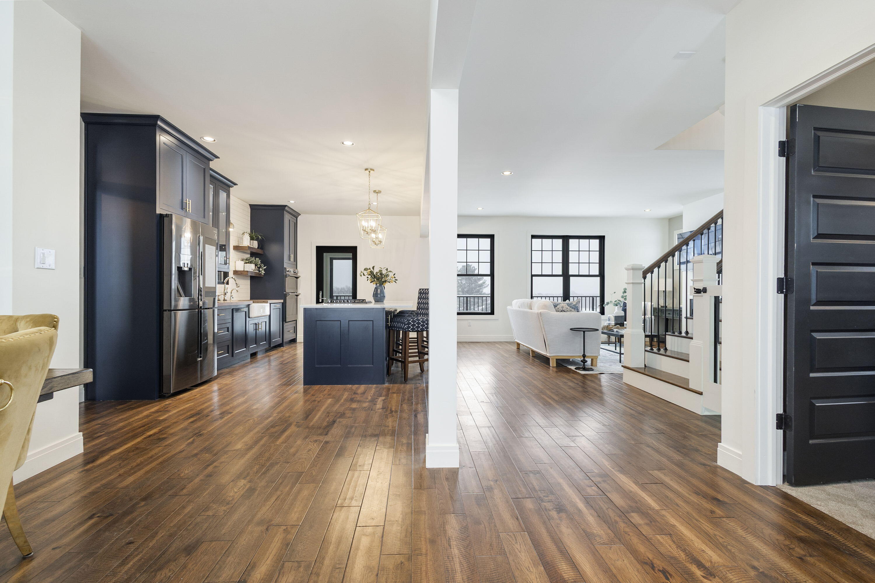 10001 N Beverly Lane