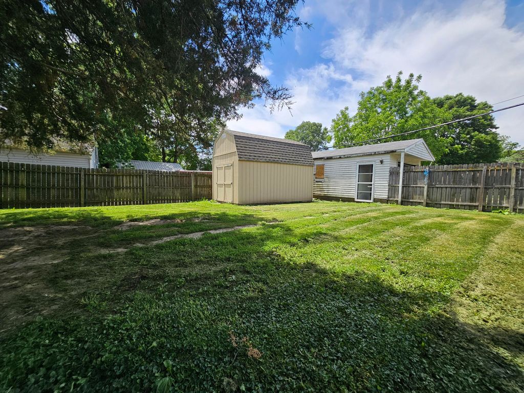 Photo of 1210 S 5th Street, Lafayette, IN 47905 (MLS # 839932)