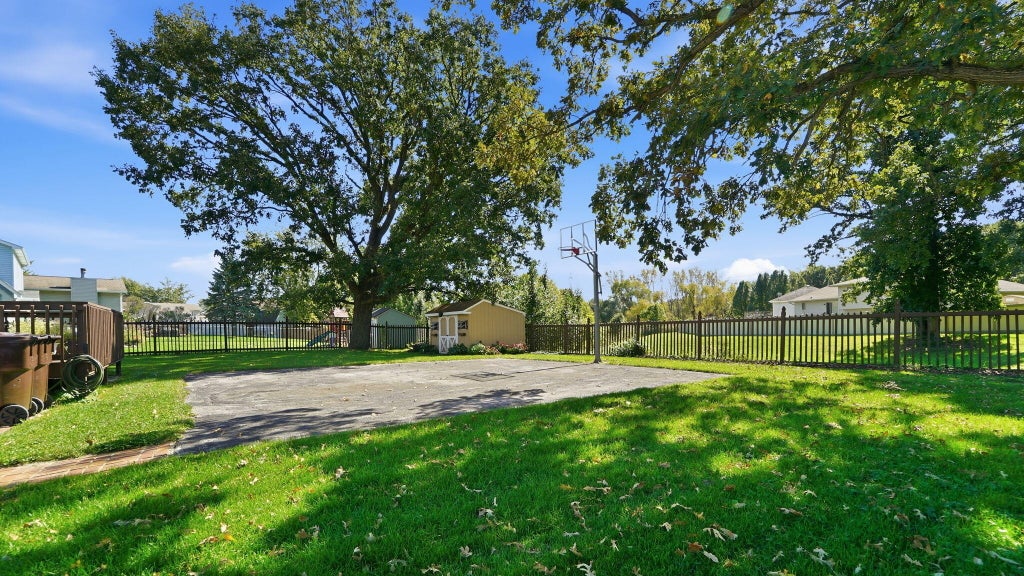 Photo of 6579 W 86th Avenue, Crown Point, IN 46307 (MLS # 846548)