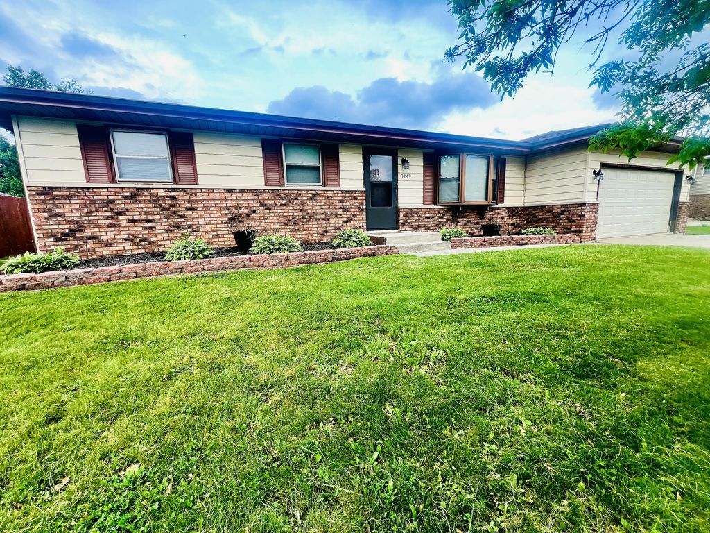 Photo of 3249 May Street, Portage, IN 46368 (MLS # 839192)