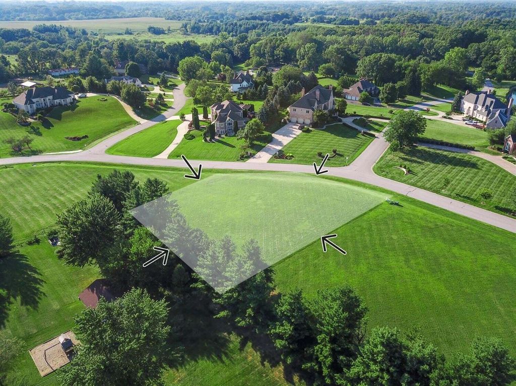 Photo of 282 Bridlewood Lane, Valparaiso, IN 46385 (MLS # 834542)