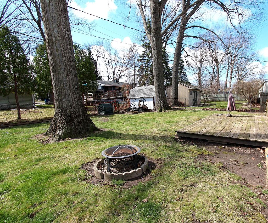 Photo of 338 Southwood Drive, Michigan City, IN 46360 (MLS # 835981)