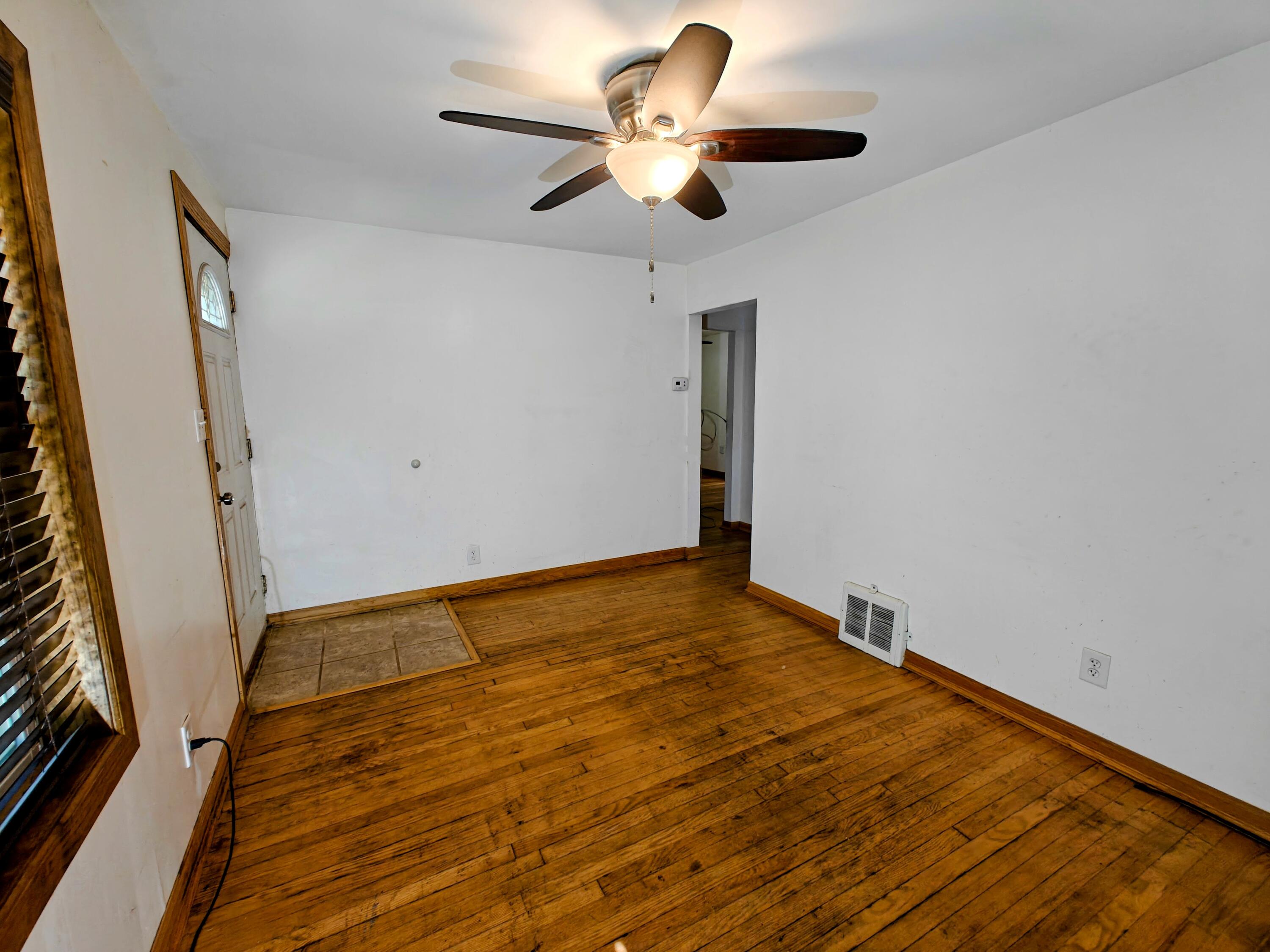 5001 E 26th Place