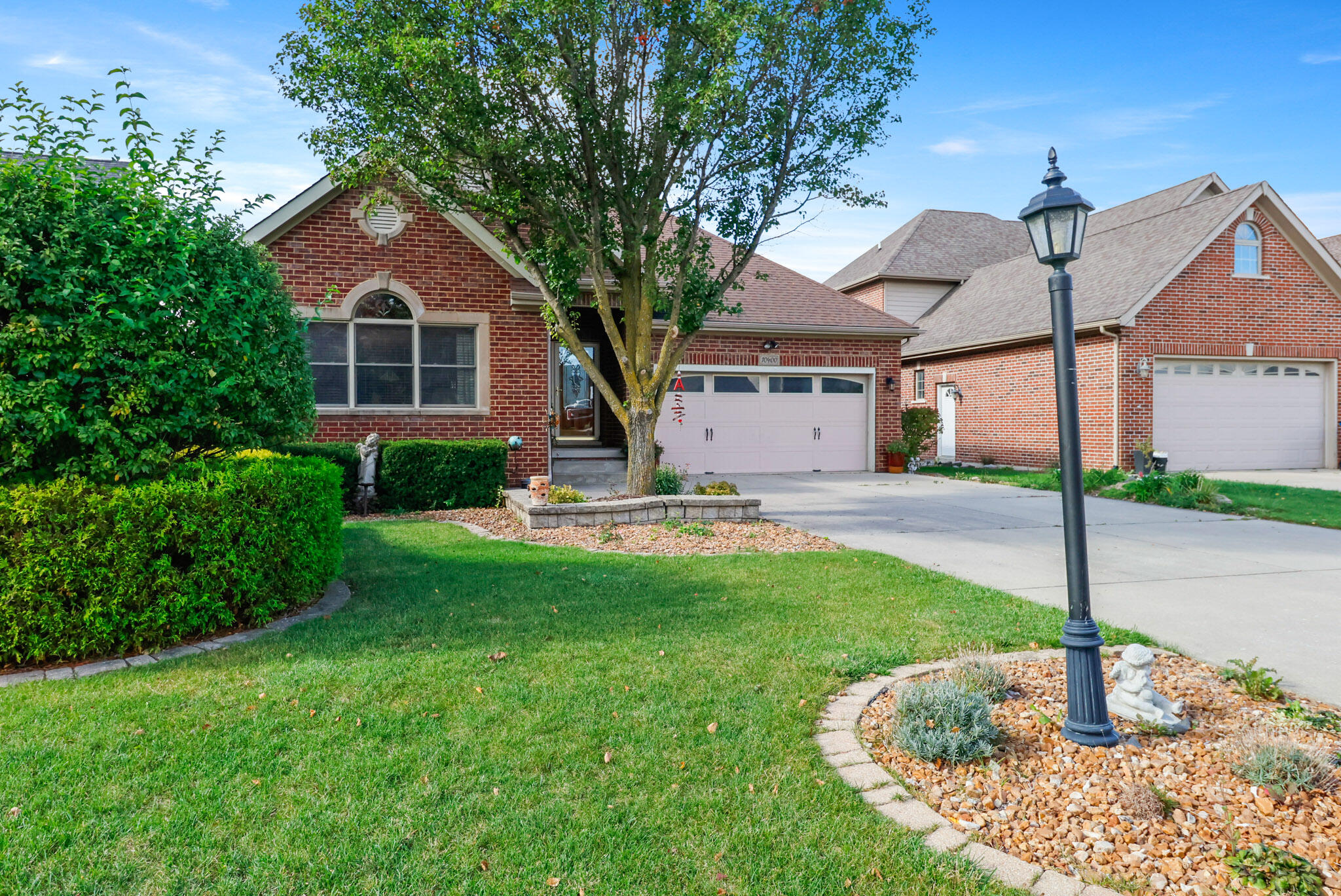 10400 Doubletree Drive S