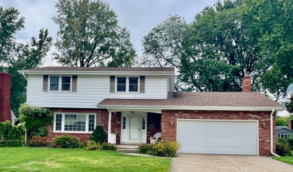 2505 DORSET DR, VALPARAISO, IN 46383 - Image ec39e6bfae2a30d7186d9452473dbff2/278573389
