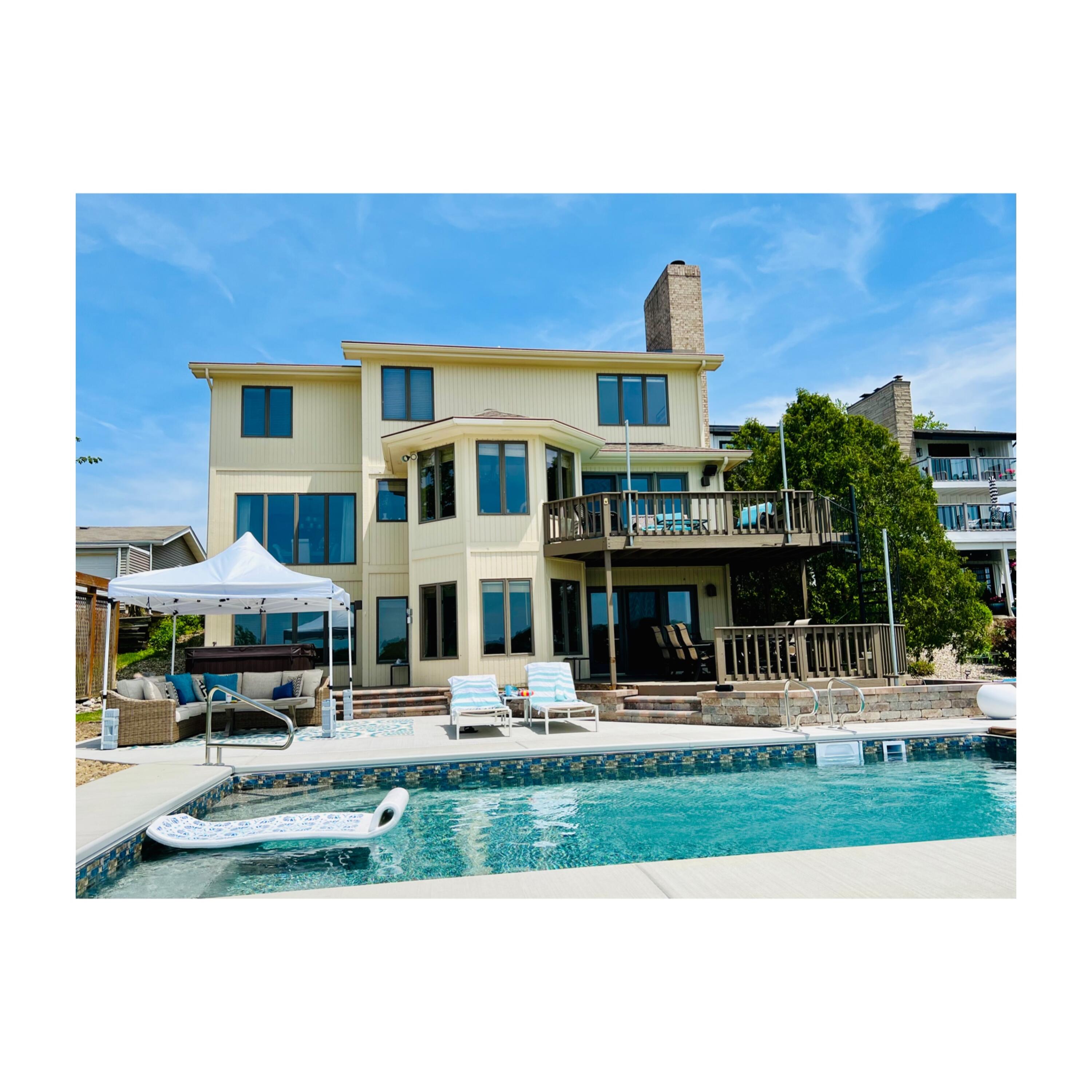 2480 E Lakeshore Drive