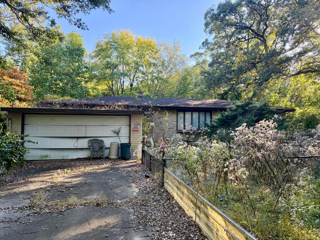 Photo of 1321 W 995 N, Lake Village, IN 46349 (MLS # 847143)