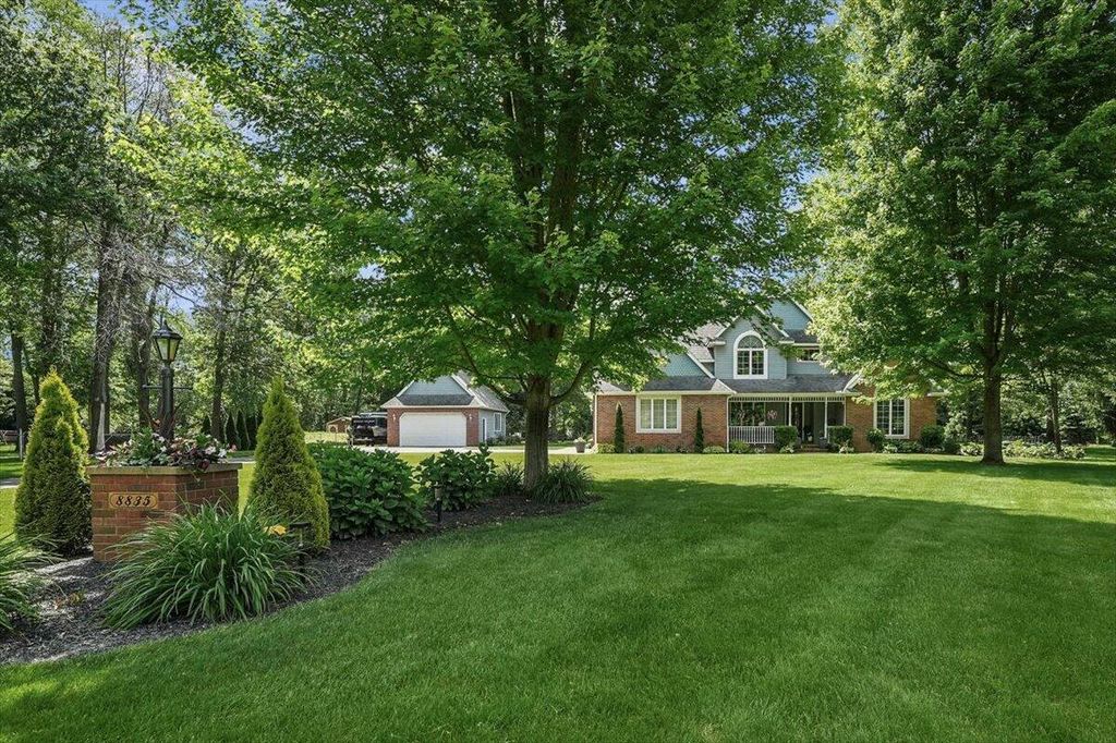Photo of 8835 S Lilac Street, DeMotte, IN 46310 (MLS # 839826)