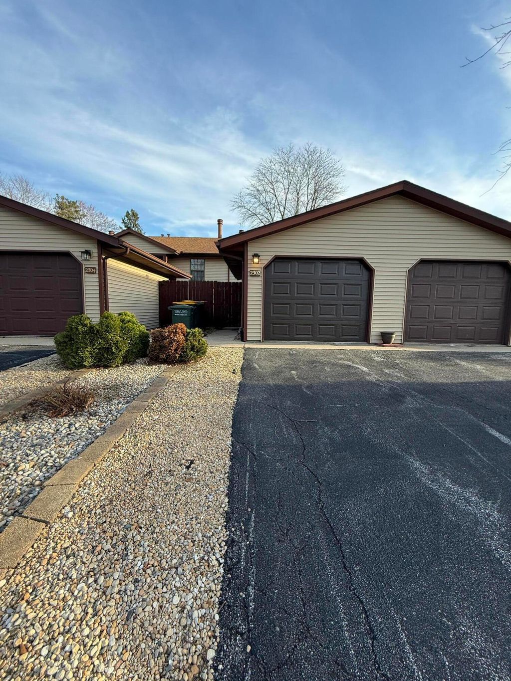 Photo of 2302 Yorktowne Drive, Valparaiso, IN 46383 (MLS # 836730)