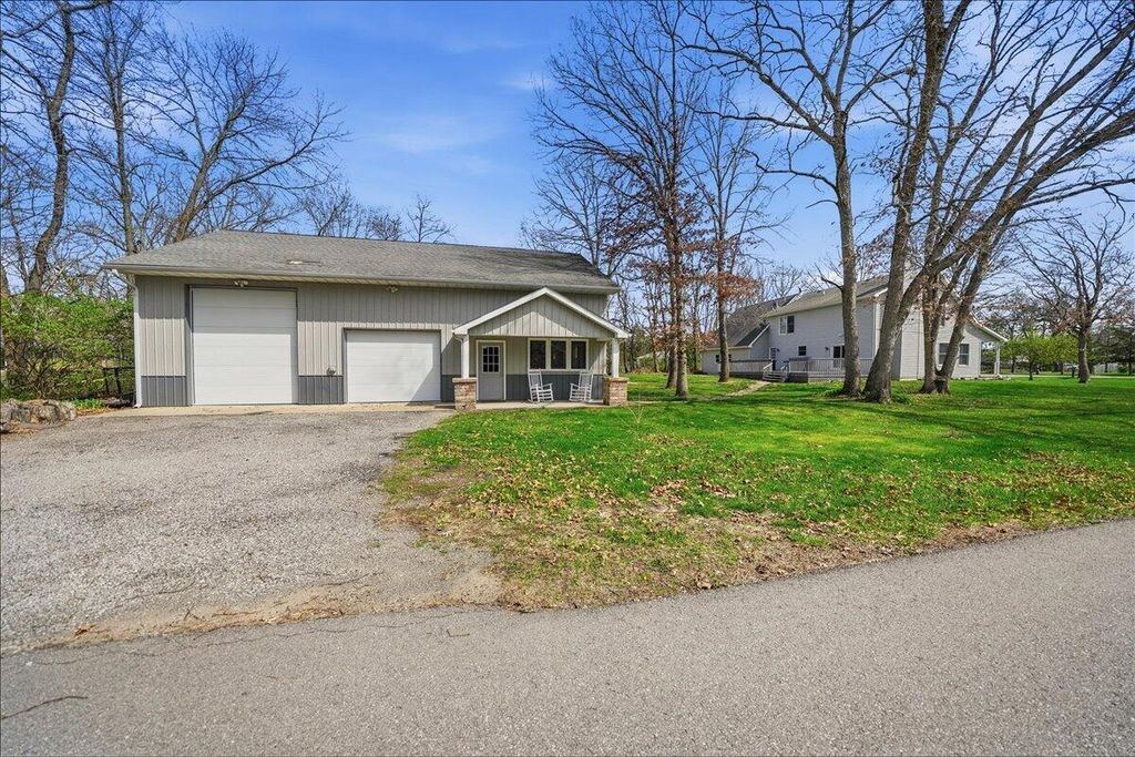 Photo of 9642 W 1100 N, DeMotte, IN 46310 (MLS # 836811)