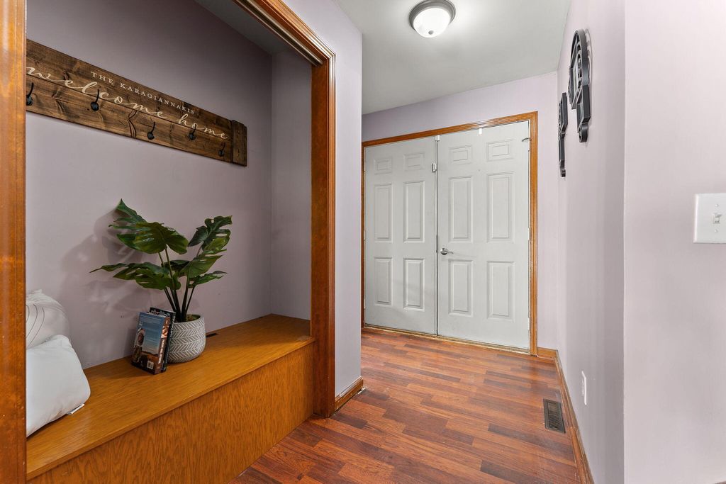 Photo of 292 Streamwood Drive, Valparaiso, IN 46383 (MLS # 835726)