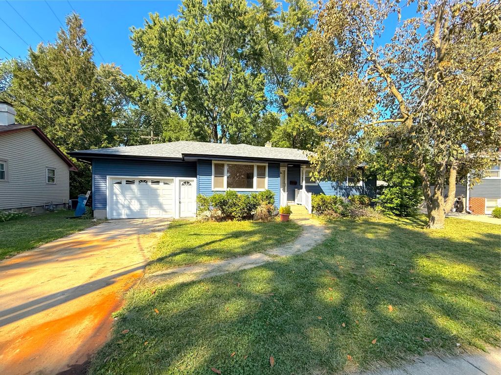 Photo of 3439 Martha Street, Highland, IN 46322 (MLS # 830234)