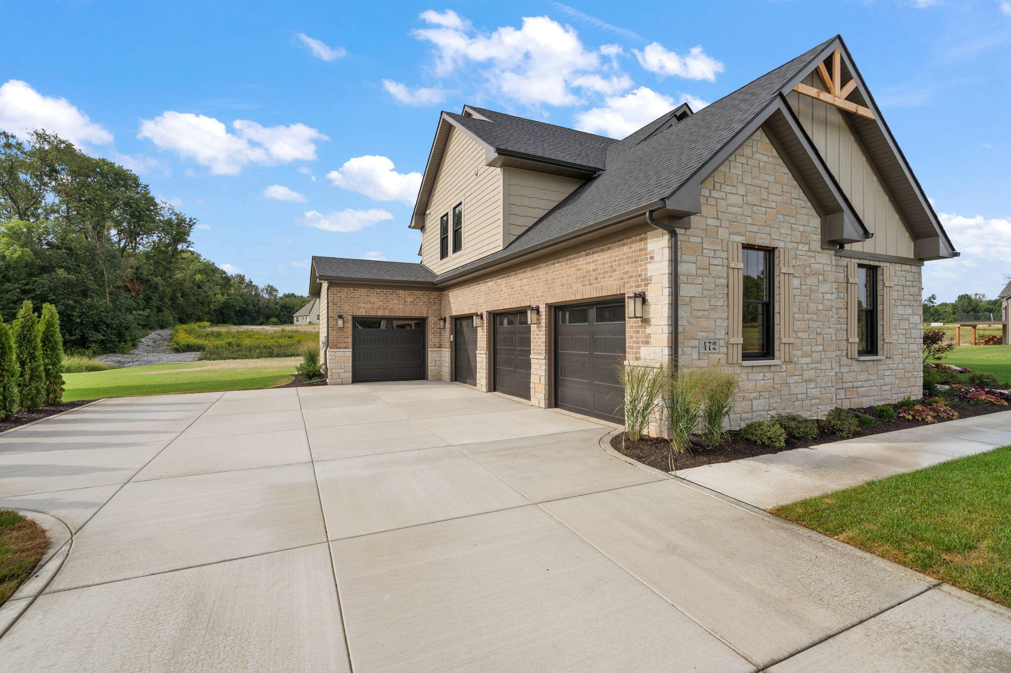 472 Stonebridge Pkwy