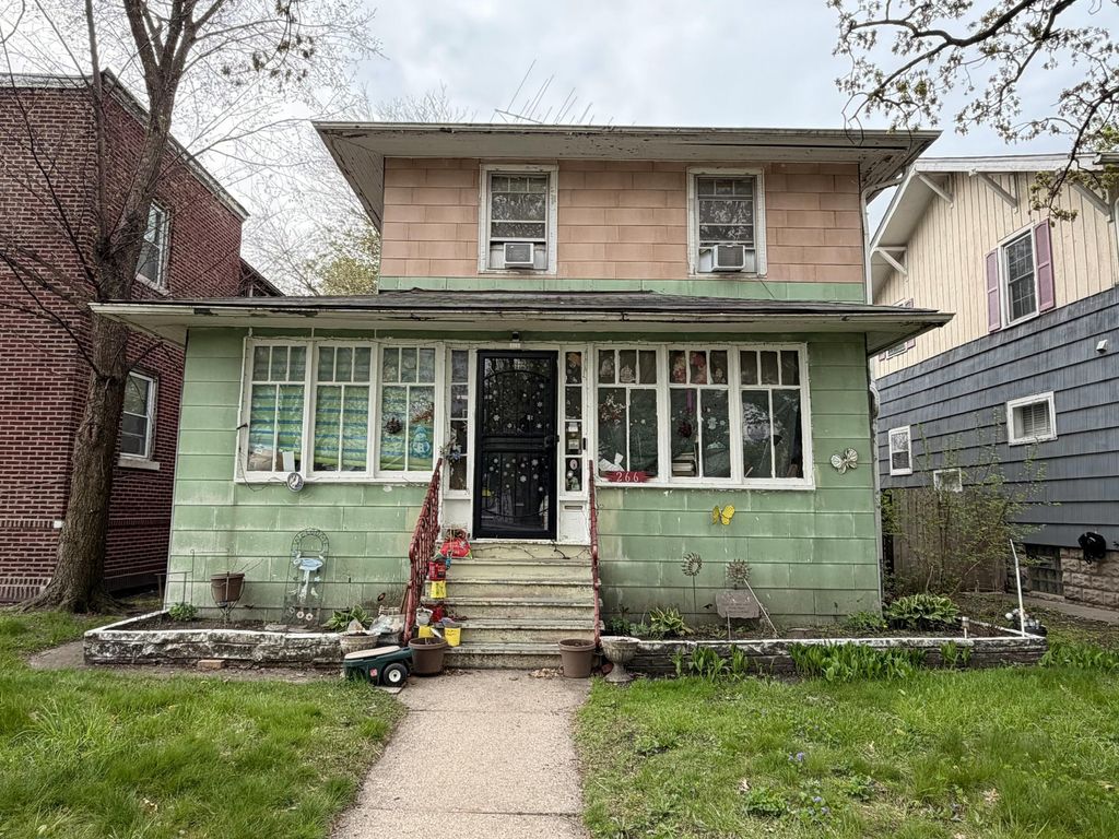 Photo of 266 Dyer Boulevard, Hammond, IN 46320 (MLS # 837729)