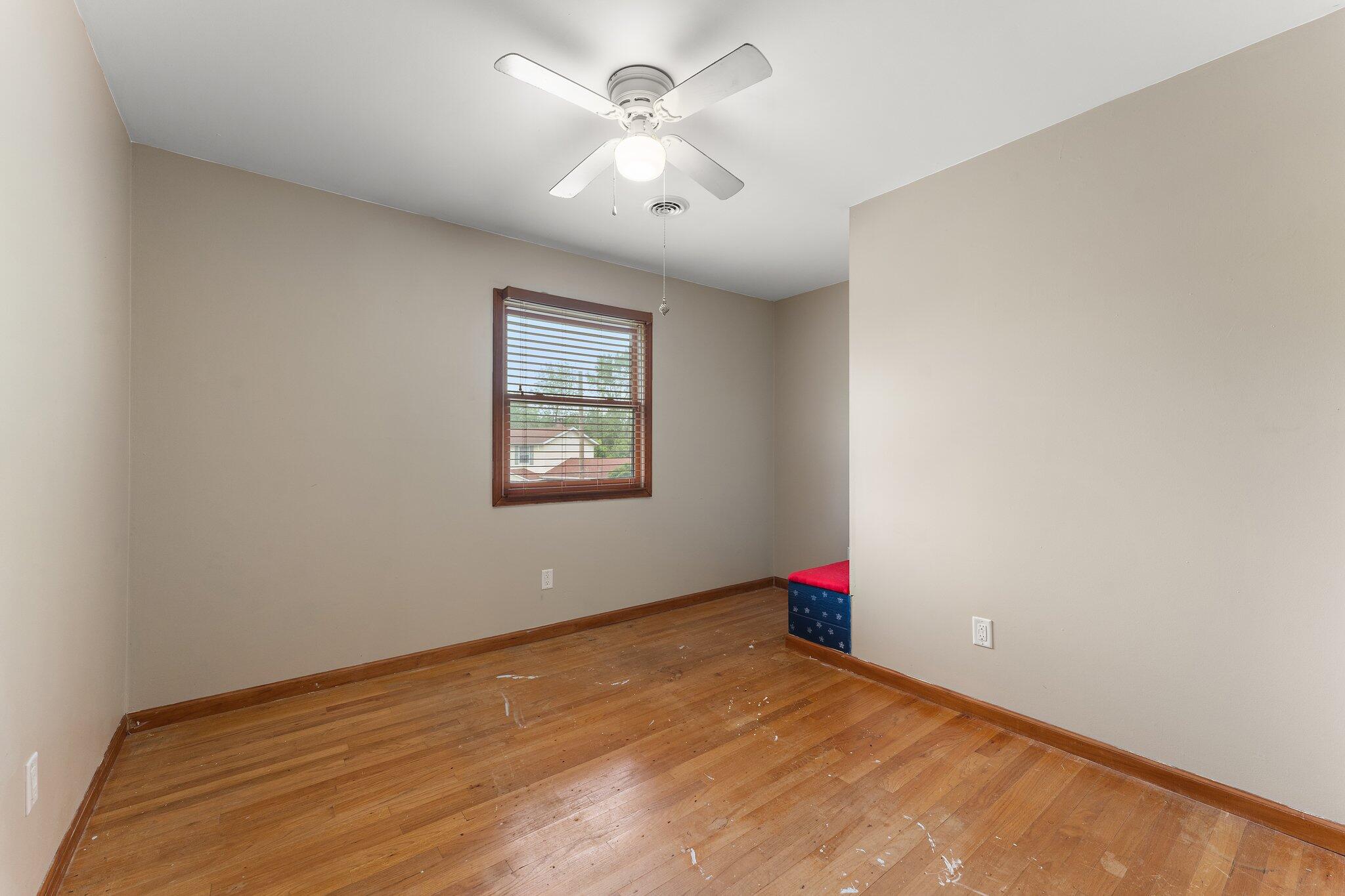 Valparaiso, Indiana 46383, United States, 3 Bedrooms Bedrooms, ,2 BathroomsBathrooms,Residential,Pending,142209