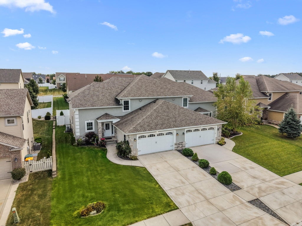 Photo of 3002 Kickbush Drive, Valparaiso, IN 46385 (MLS # 845499)