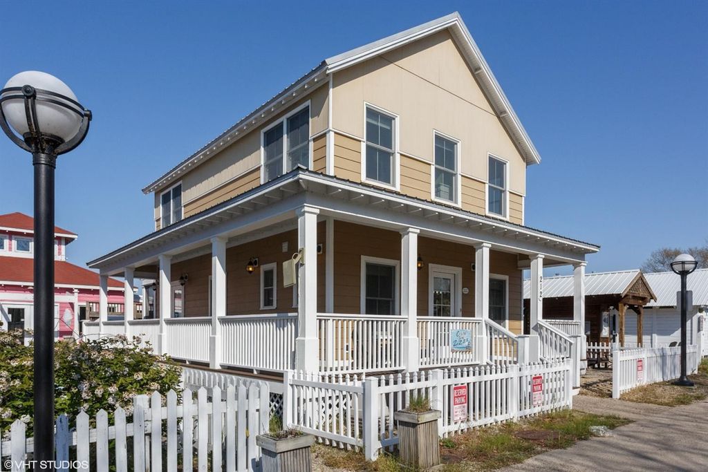 Photo of 212 Beachwalk Lane, Michigan City, IN 46360 (MLS # 836355)