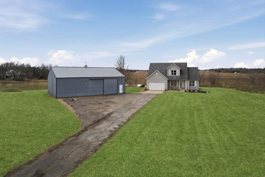 Photo of 3812 N 600 E, Rolling Prairie, IN 46371 (MLS # 834976)