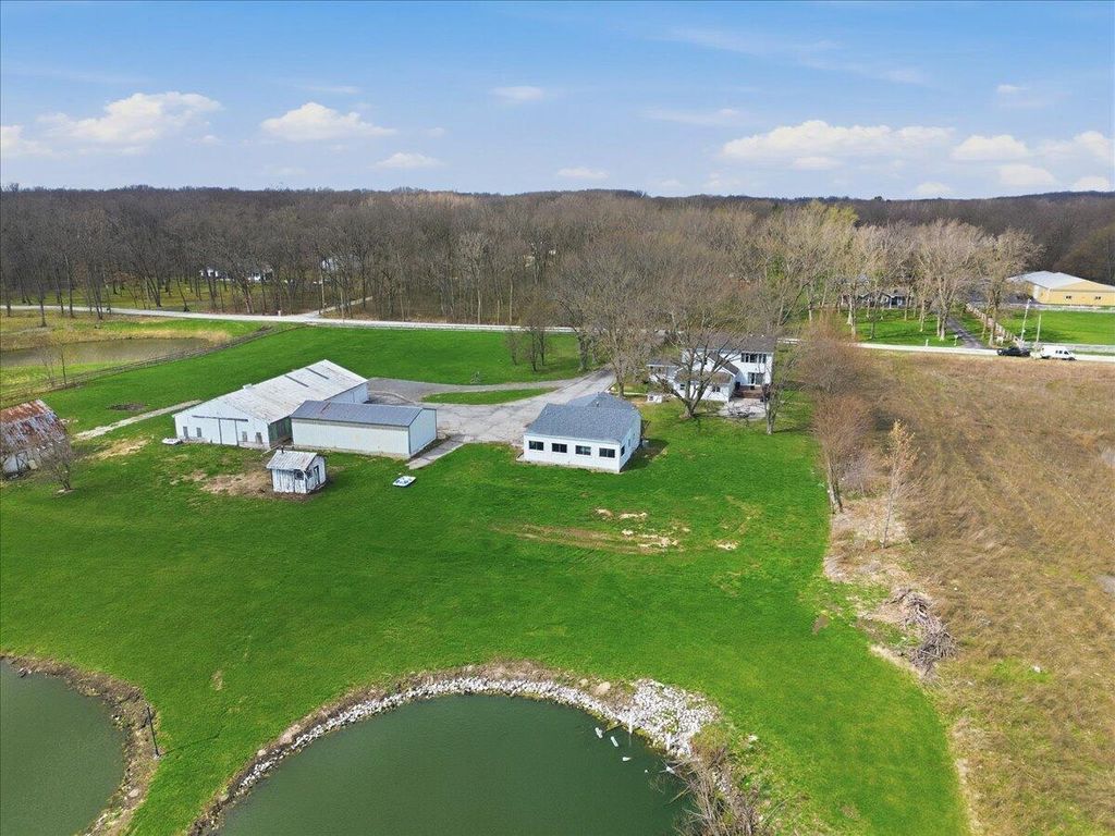 Photo of 6411 E 129th Avenue, Crown Point, IN 46307 (MLS # 837166)