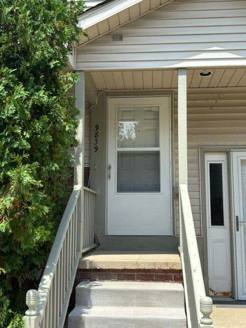 Photo of 9839 Parkway Drive, Highland, IN 46322 (MLS # 842150)