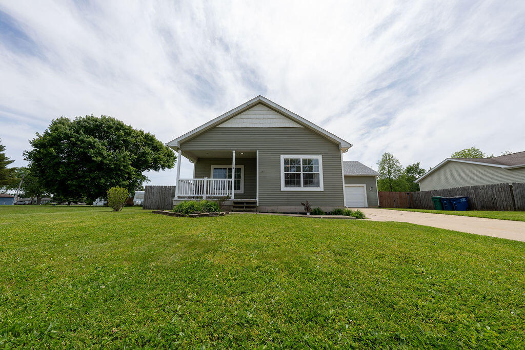 Photo 1 of 61 — 304 Alan John Drive, Westville, IN 46391