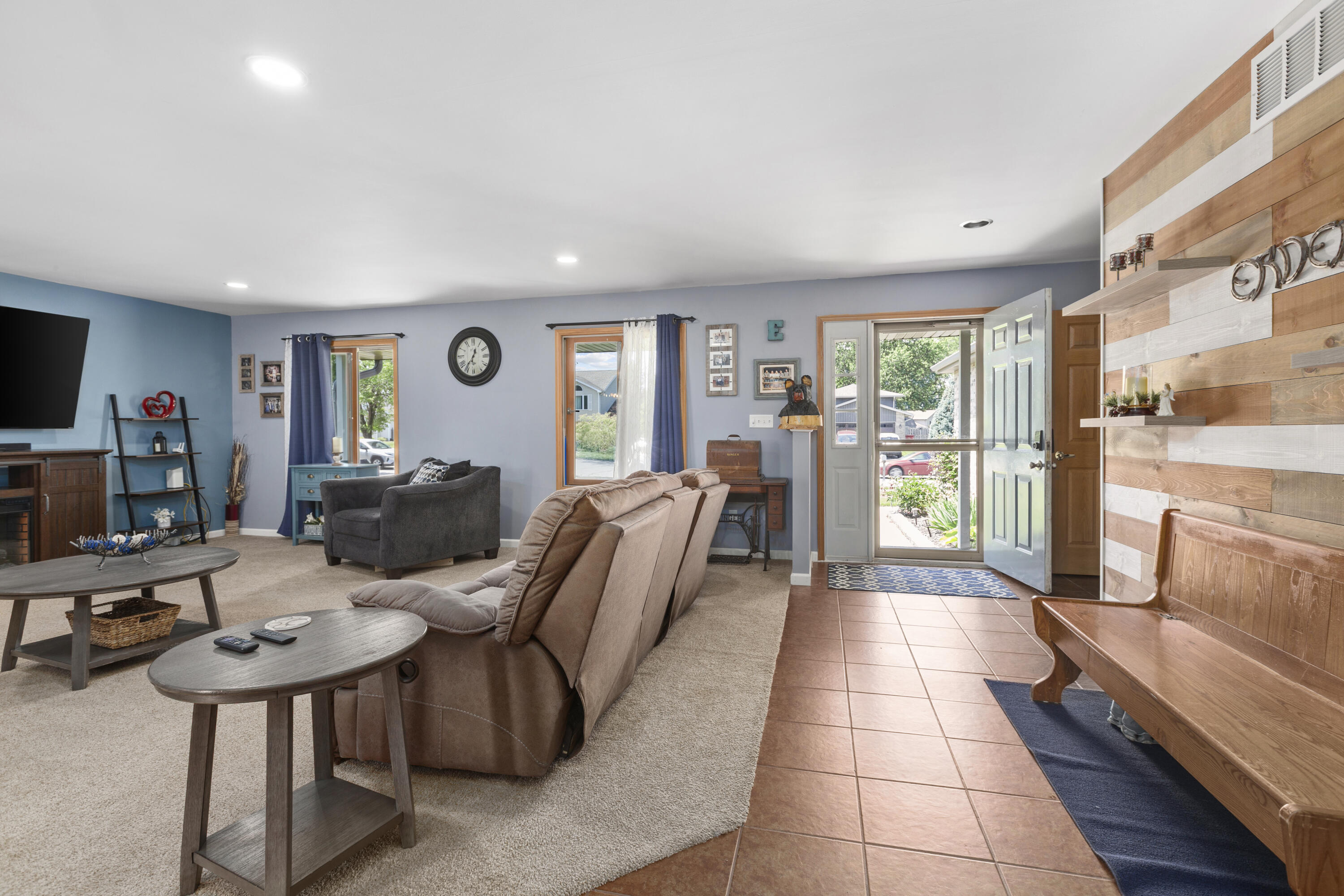 13343 Cardinal Lane
