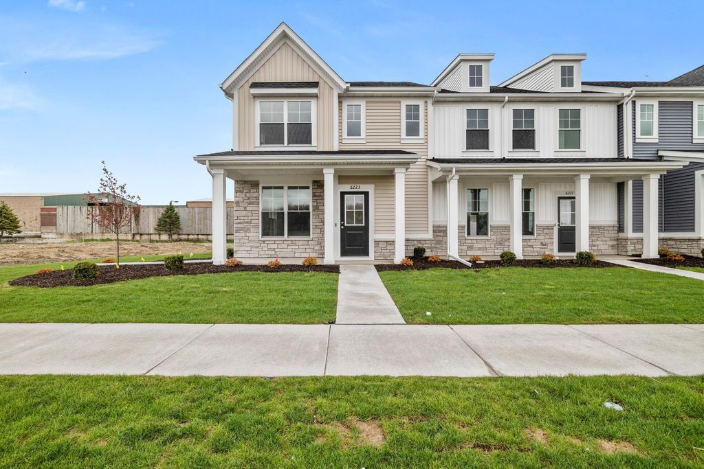 Photo of 6223 Brook Avenue, Portage, IN 46368 (MLS # 837641)