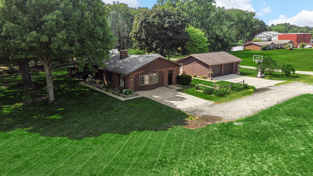 Photo of 4666 W Us Highway 20 #A, La Porte, IN 46350 (MLS # 842351)