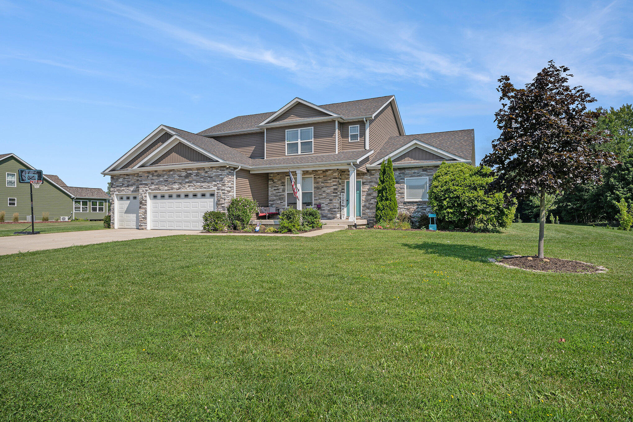 877 Farmview Drive