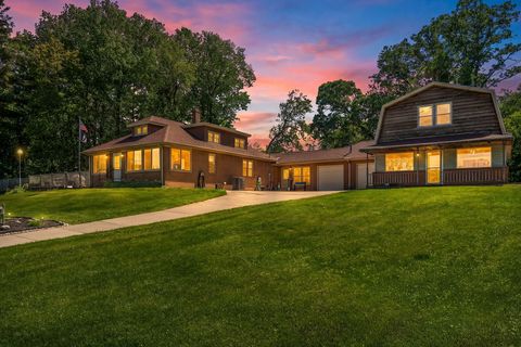 138 Mcclung Road, La Porte, IN 46350 - #: 839844