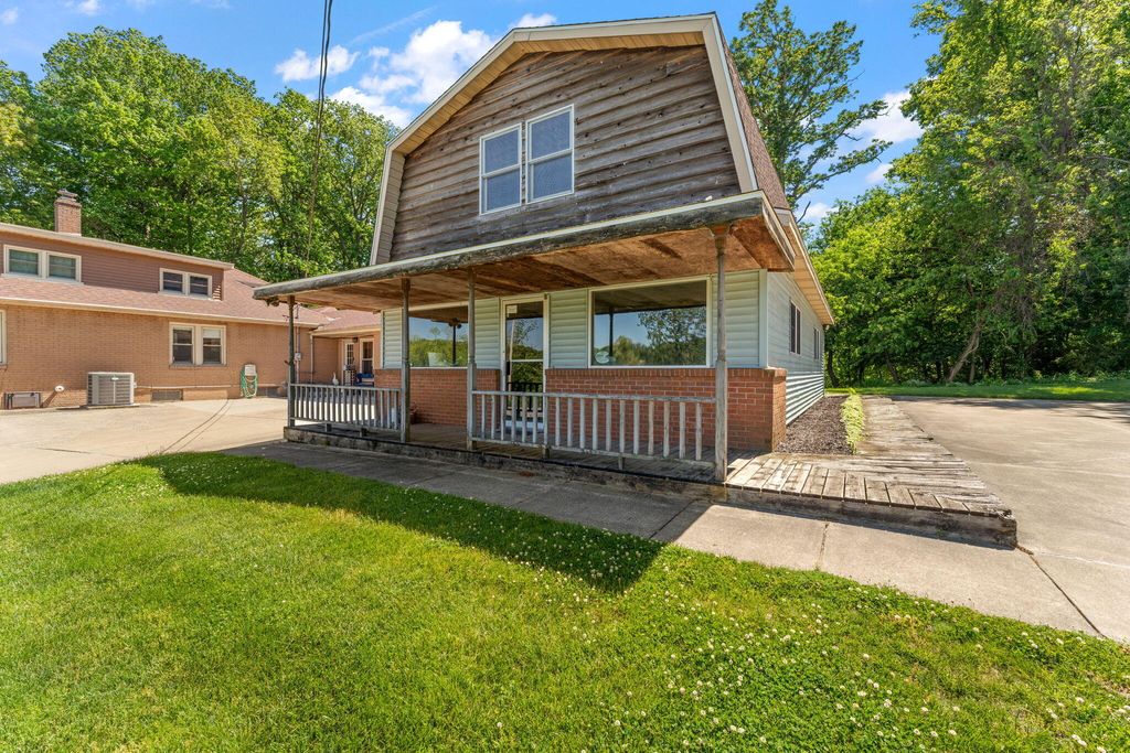 Photo of 138 Mcclung Road, La Porte, IN 46350 (MLS # 839844)