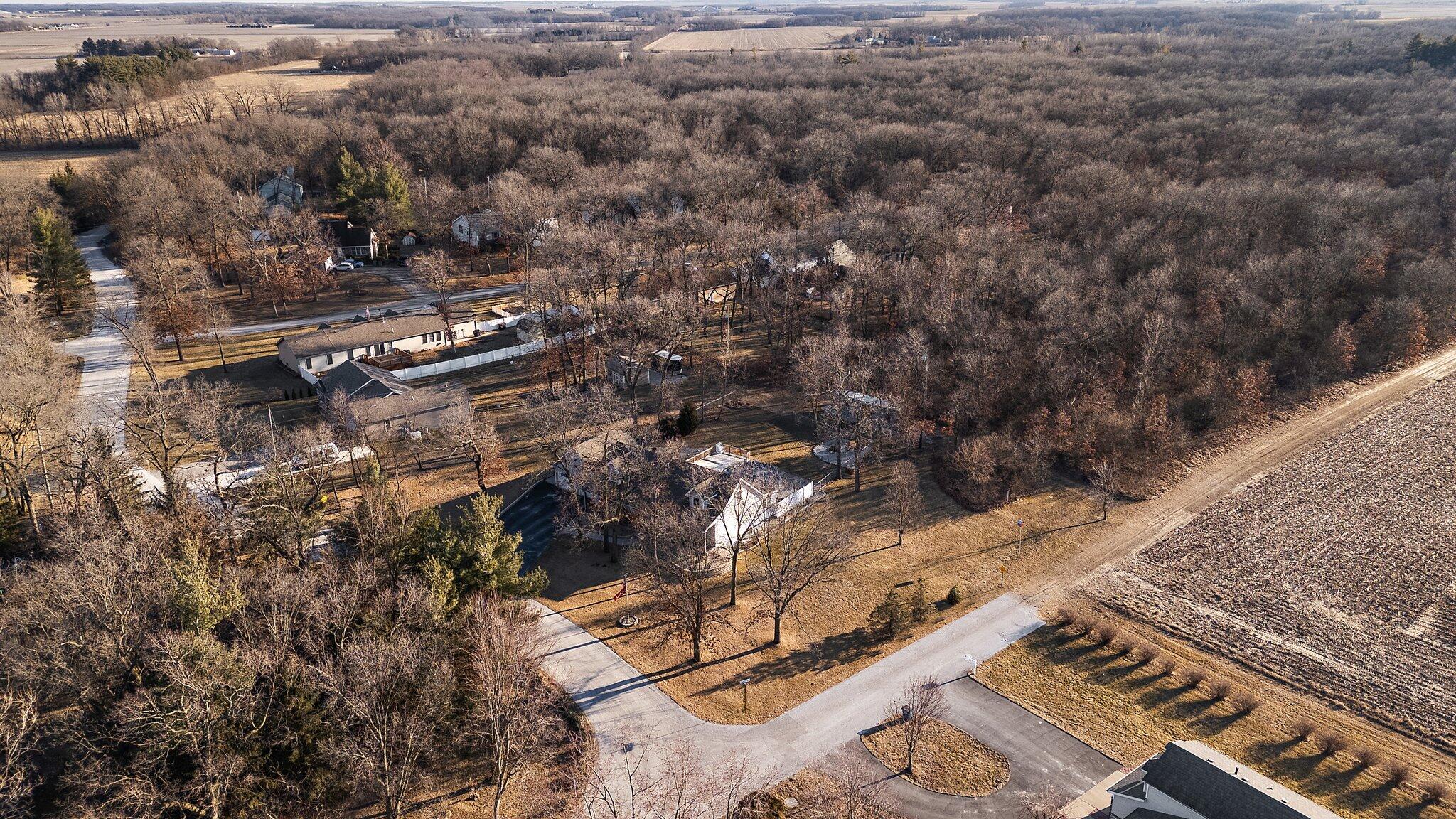 Demotte, Indiana 46310, United States, 3 Bedrooms Bedrooms, ,4 BathroomsBathrooms,Residential,Pending,82782