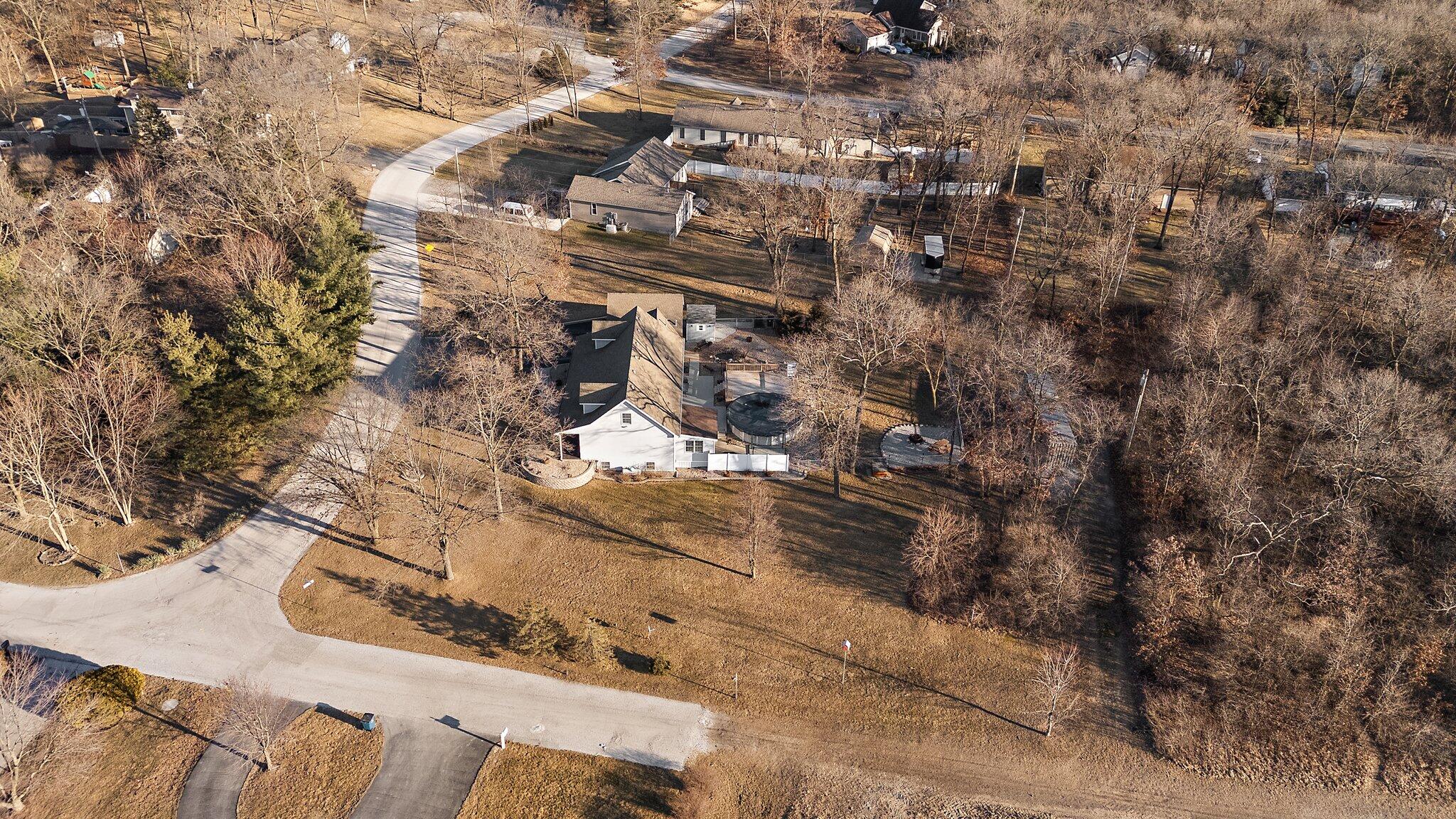 Demotte, Indiana 46310, United States, 3 Bedrooms Bedrooms, ,4 BathroomsBathrooms,Residential,Pending,82782