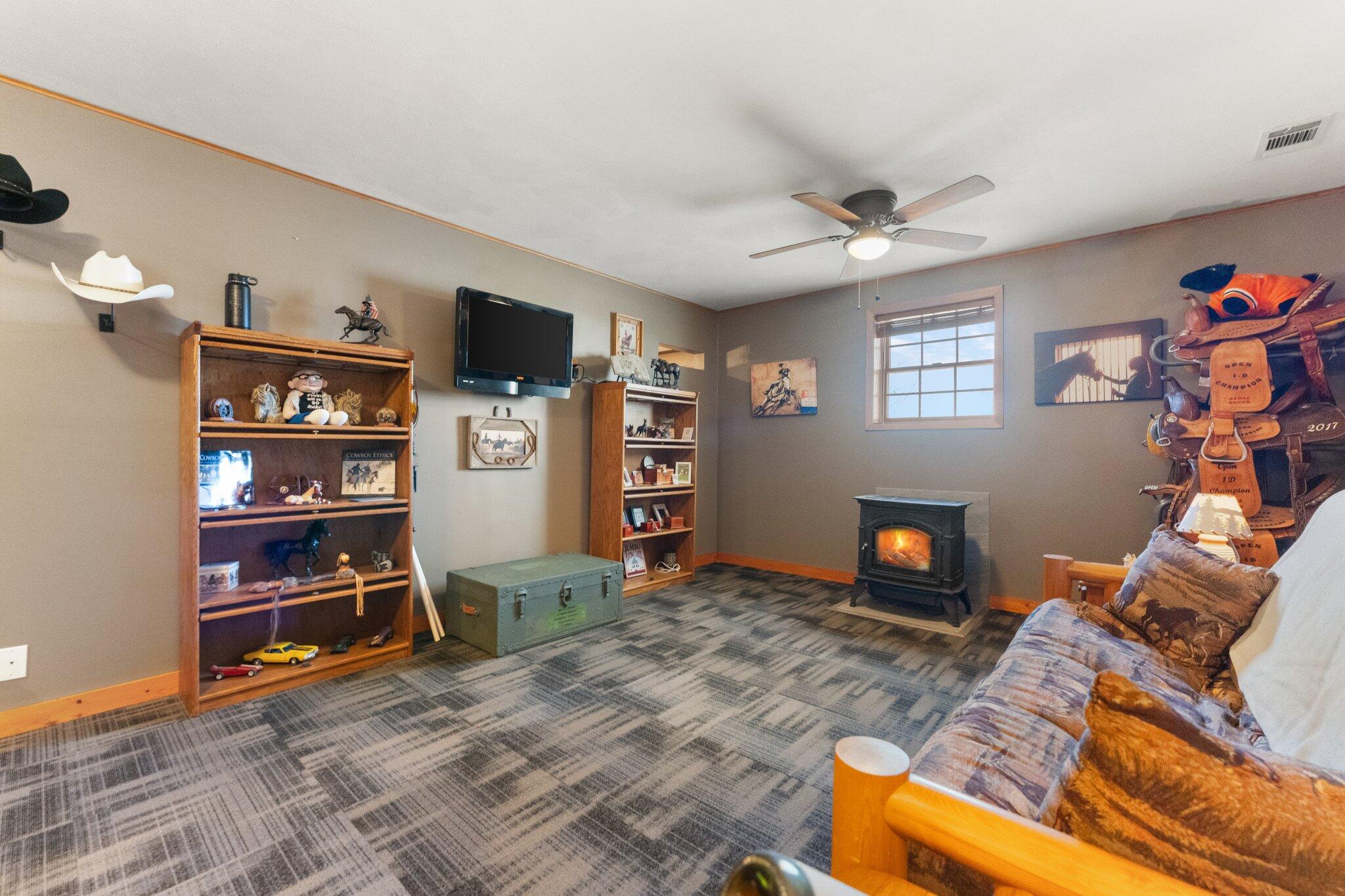 Demotte, Indiana 46310, United States, 3 Bedrooms Bedrooms, ,4 BathroomsBathrooms,Residential,Pending,82782