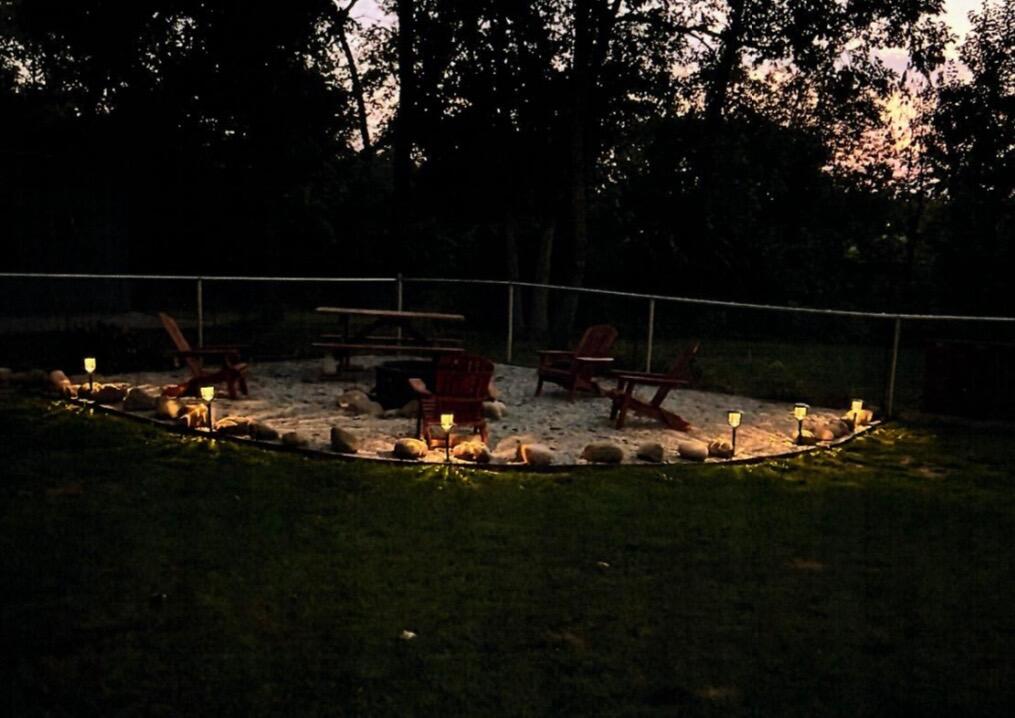 Demotte, Indiana 46310, United States, 3 Bedrooms Bedrooms, ,4 BathroomsBathrooms,Residential,Pending,82782