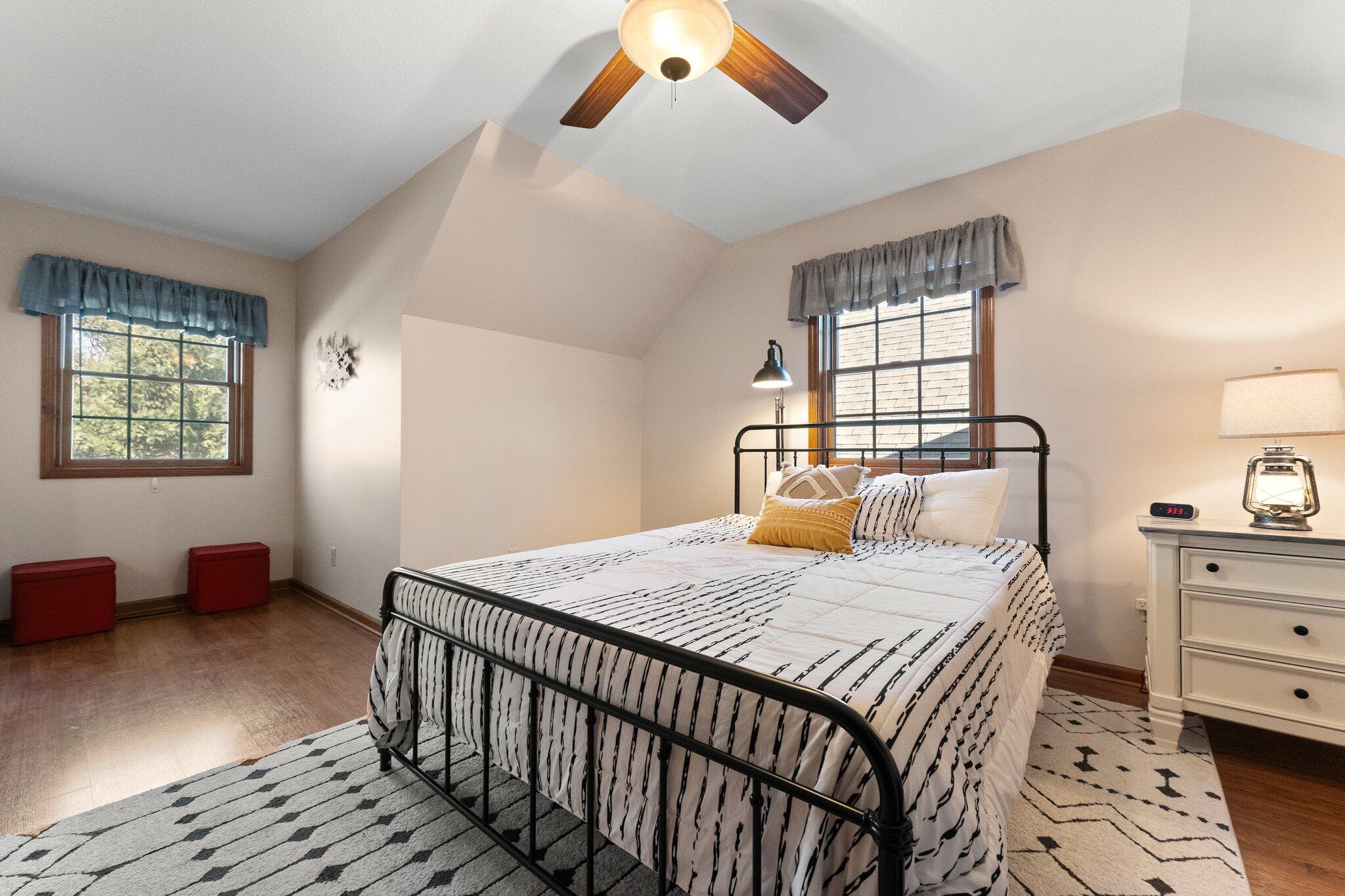 Demotte, Indiana 46310, United States, 3 Bedrooms Bedrooms, ,4 BathroomsBathrooms,Residential,Pending,82782