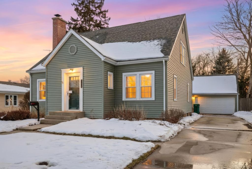 Photo of 1612 Richards Street, La Porte, IN 46350 (MLS # 834058)